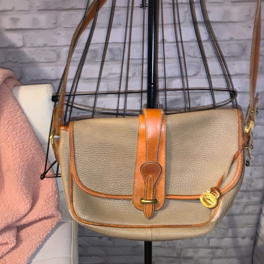 Dooney and Bourke purse crossbody